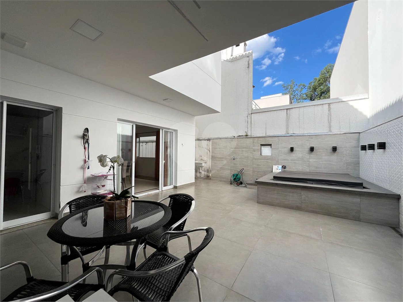 Casa à venda com 3 suítes no condomínio Reserva Nova Cantareira, São Paulo - SP