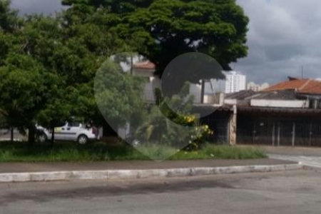 Prédio à venda em Parque Vitória, São Paulo, SP