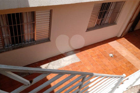Casa à venda com 4 quartos, sendo 2 suítes,  em Jardim Terezópolis, Guarulhos, SP