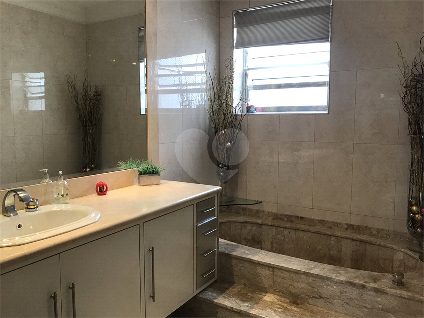 Cobertura à venda com 4 quartos, sendo 1 suíte, em Santana, São Paulo, SP