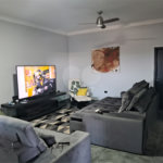 Sobrado à venda com 10 quartos, sendo 1 suíte, em Parque Ramos Freitas, São Paulo, SP