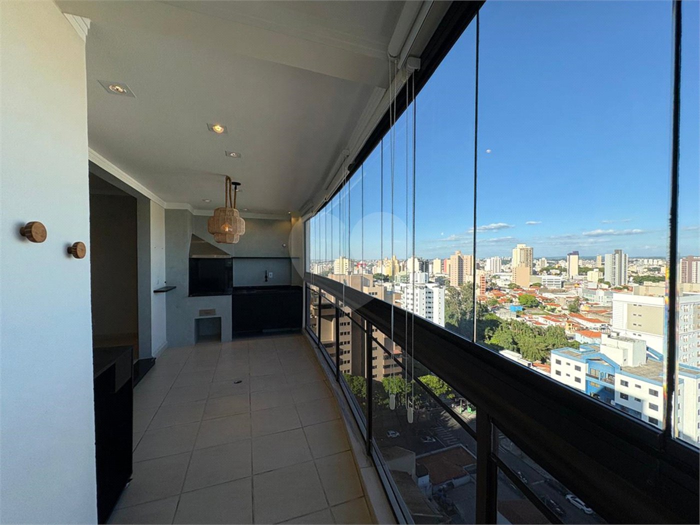 Apartamento à venda com 3 quartos, sendo 1 suíte, em Vila Independência, Sorocaba, SP