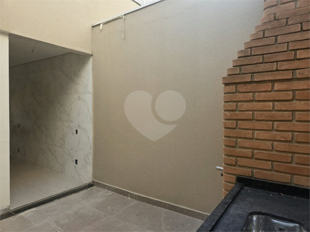 Sobrado à venda com 3 quartos, sendo 1 suíte,  em Campo Grande, São Paulo, SP