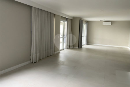 Apartamento à venda com 3 suítes em Vila Andrade, São Paulo, SP