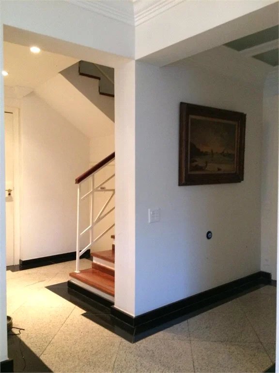 Apartamento à venda com 3 suítes em Vila Suzana, São Paulo, SP