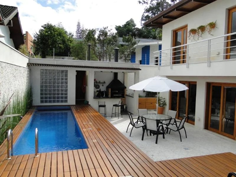 Casa à venda ou para alugar com 4 suítes em Morumbi, São Paulo, SP