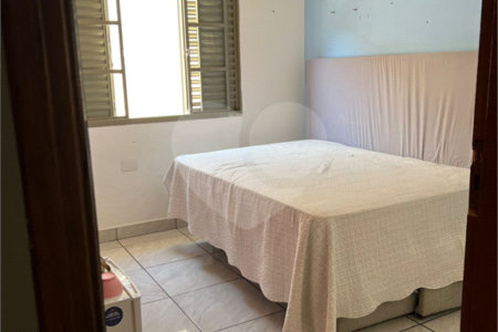 Casa à venda com 2 quartos, sendo 9 suítes, em Salto de São José, Salto, SP