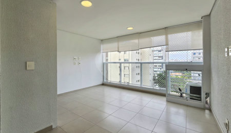 Apartamento à venda ou para alugar com 2 quartos, sendo 1 suíte,  em Campo Belo, São Paulo, SP