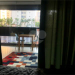 Vendo apartamento todo reformado em prédio novo por arquiteta internacional, porteira fechada e rend