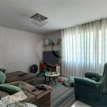 Casa à venda com 3 quartos, sendo 1 suíte, em Jardim Franca, São Paulo, SP