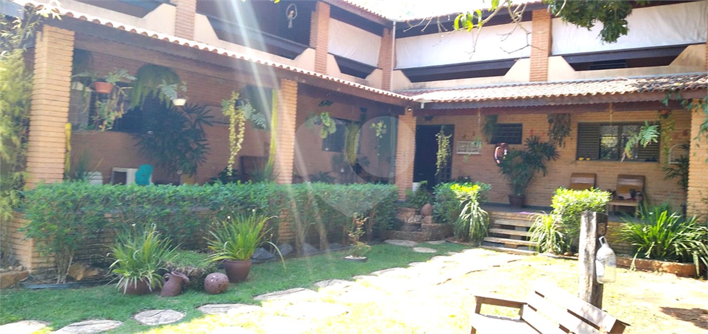 Chácara à venda com 2 quartos no Centro, Araçoiaba da Serra, SP