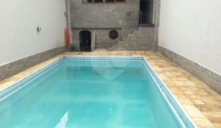 Sobrado à venda com 3 quartos, sendo 1 suíte,  em Vila Milton, Guarulhos, SP
