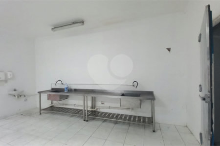 Casa para alugar com 3 quartos, sendo 1 suíte, em Jardim Bonfiglioli, São Paulo, SP