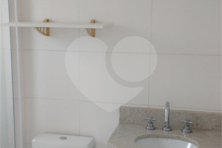 Apartamento à venda com 3 quartos, sendo 1 suíte, em Vila Suzana, São Paulo, SP