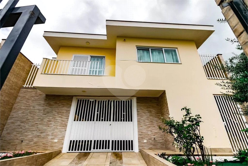 Sobrado à venda com 4 quartos, sendo 1 suíte,  em Vila Sônia, São Paulo, SP