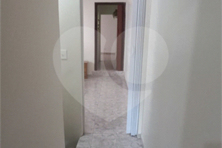 Sobrado à venda com 3 quartos, sendo 1 suíte,  em Tremembé, São Paulo, SP