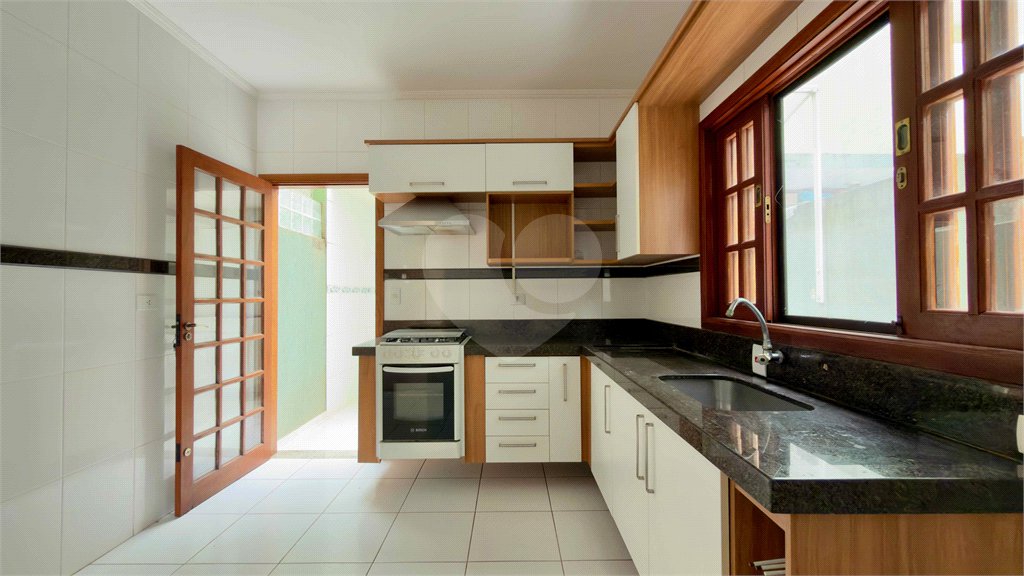 Casa à venda com 2 quartos no condomínio Portal dos Gamez, Atibaia - SP