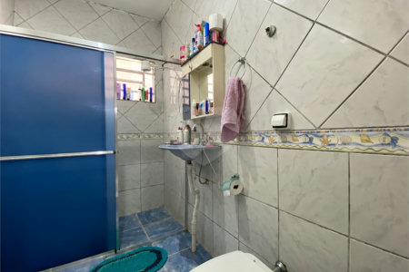 Casa à venda com 3 quartos, sendo 1 suíte, em Vila Barcelona, Sorocaba, SP
