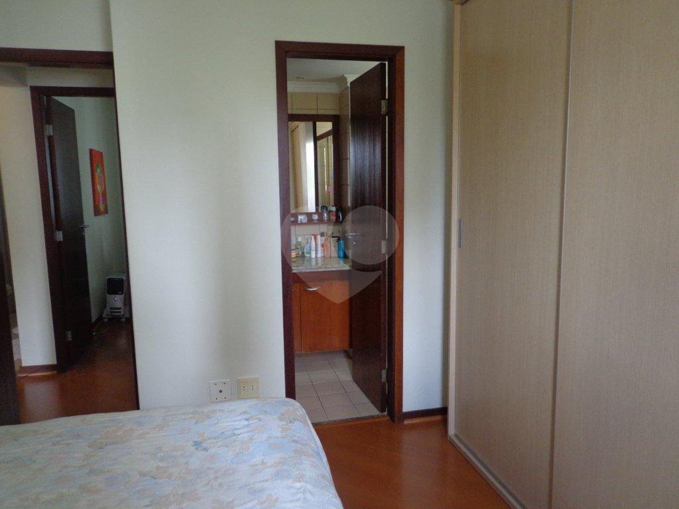 Apartamento à venda com 3 quartos, sendo 1 suíte, em Jardim Londrina, São Paulo, SP