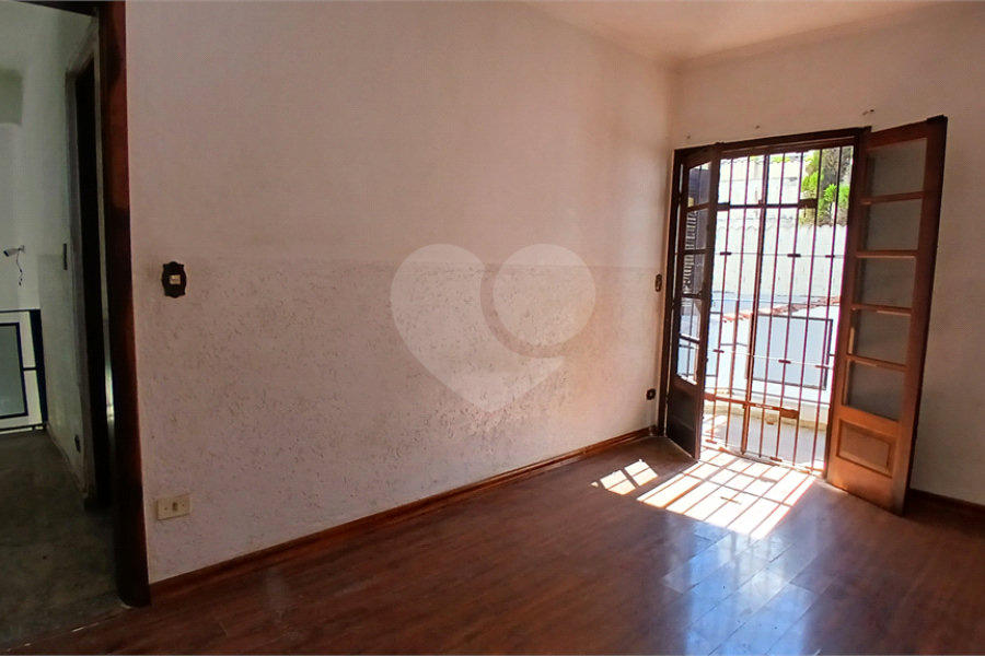 Sobrado à venda com 4 quartos, sendo 1 suíte, em Santana, São Paulo, SP