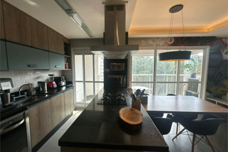 Apartamento à venda com 2 suítes em Vila Andrade, São Paulo, SP