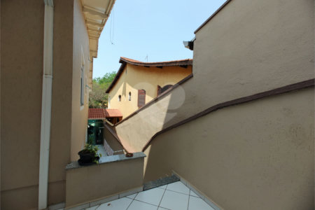 Sobrado à venda com 3 quartos, sendo 1 suíte, em Jardim Pinheiros, São Paulo, SP