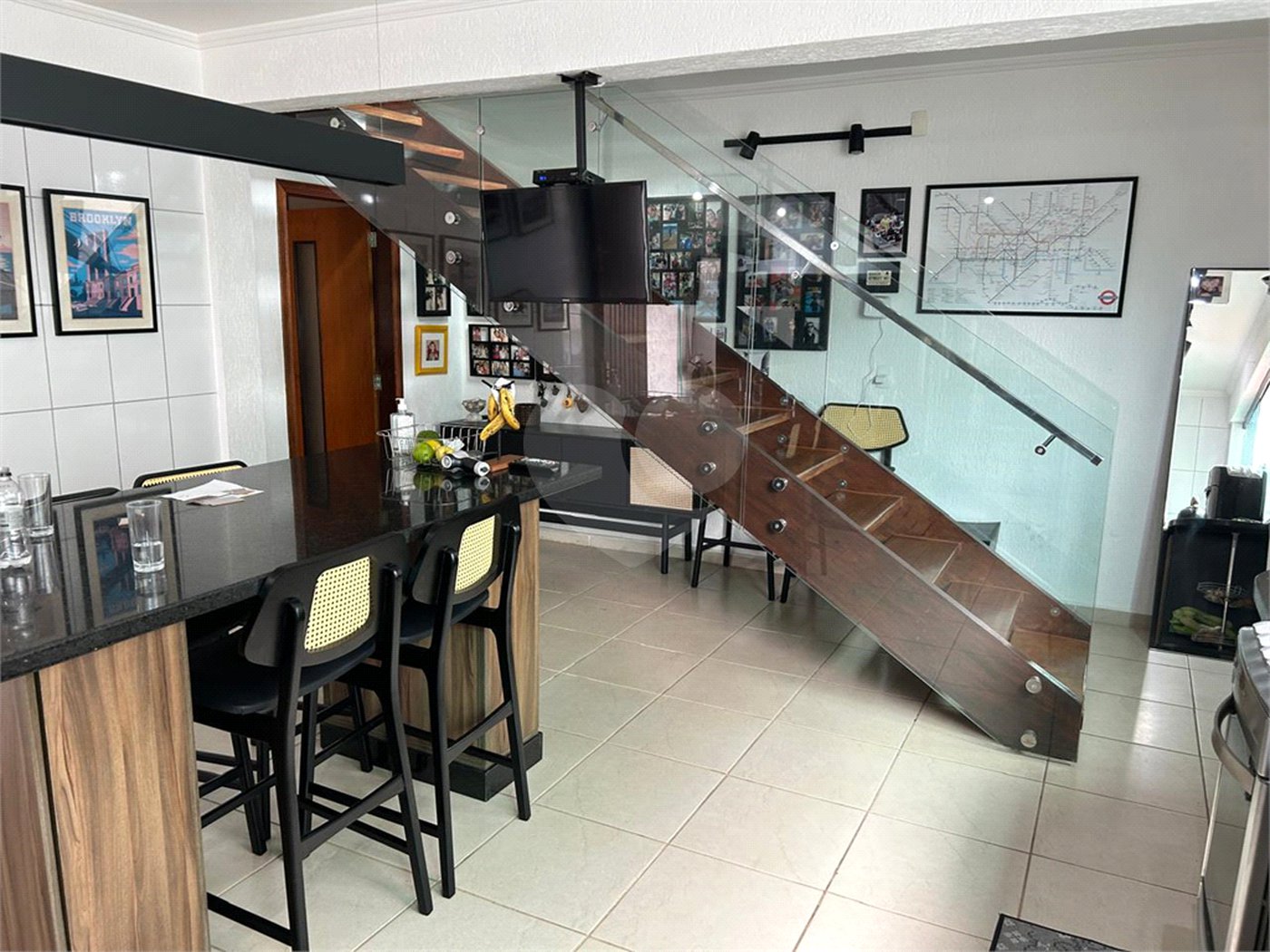 Casa à venda com 2 suítes no condomínio Residencial, Mogi das Cruzes - SP