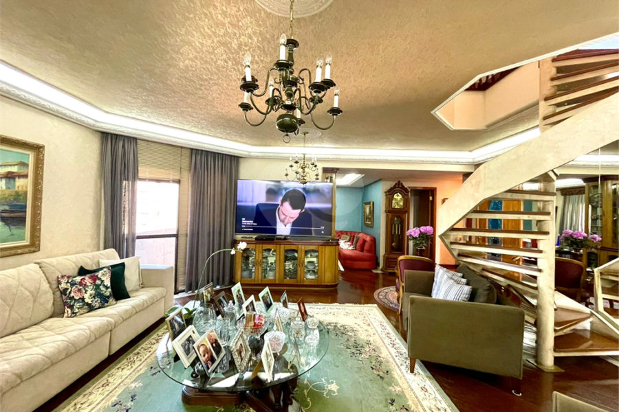 Apartamento à venda com 6 suítes em Santana, São Paulo, SP