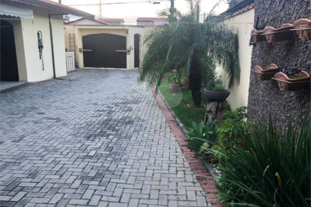 Casa à venda com 3 quartos, sendo 1 suíte,  em Vila Antônio Augusto Luiz, Caçapava, SP