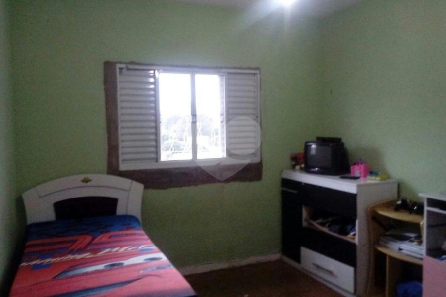 Sobrado à venda com 3 quartos, sendo 1 suíte, em Tremembé, São Paulo, SP