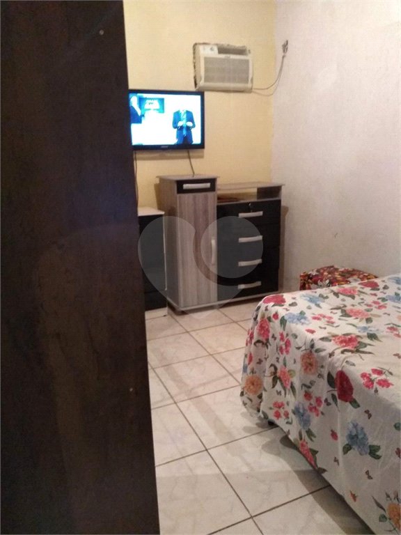 Sobrado à venda com 2 quartos em Anchieta, Rio de Janeiro, RJ