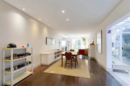 Casa de Vila à venda com 4 quartos, sendo 3 suítes, em Chácara Santo Antônio, São Paulo, SP