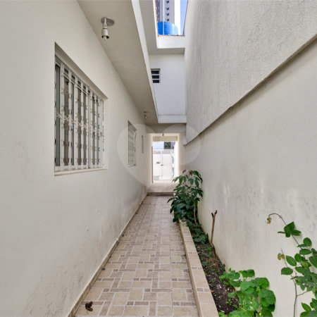 Casa à venda com 3 quartos, sendo 1 suíte, em Santo Amaro, São Paulo, SP