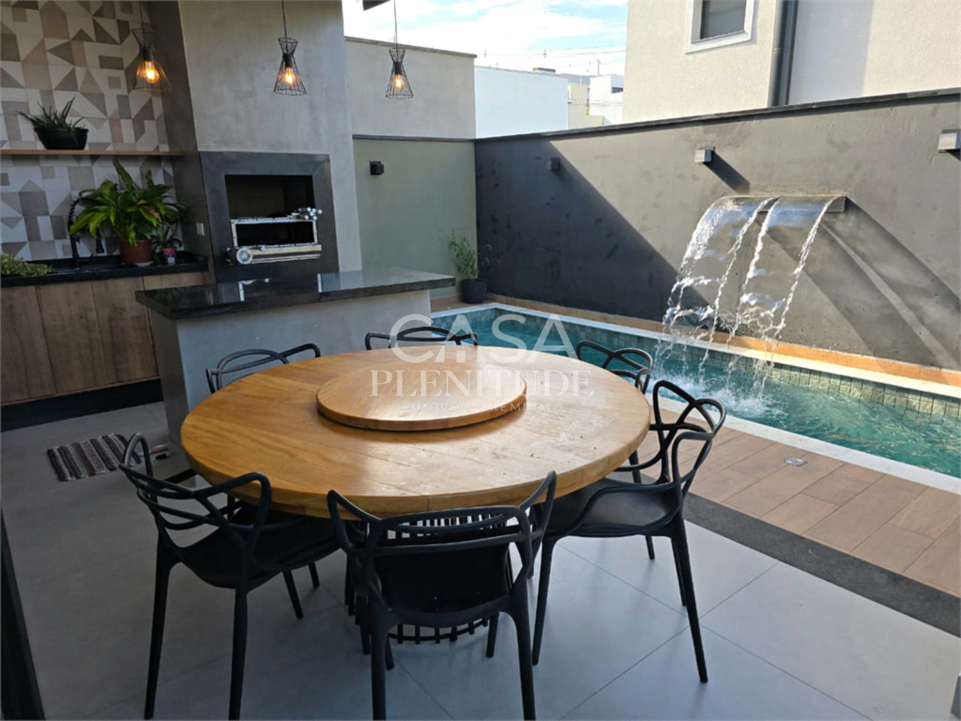 Casa em condomínio à venda com 3 suítes em Horto Florestal, Sorocaba, SP