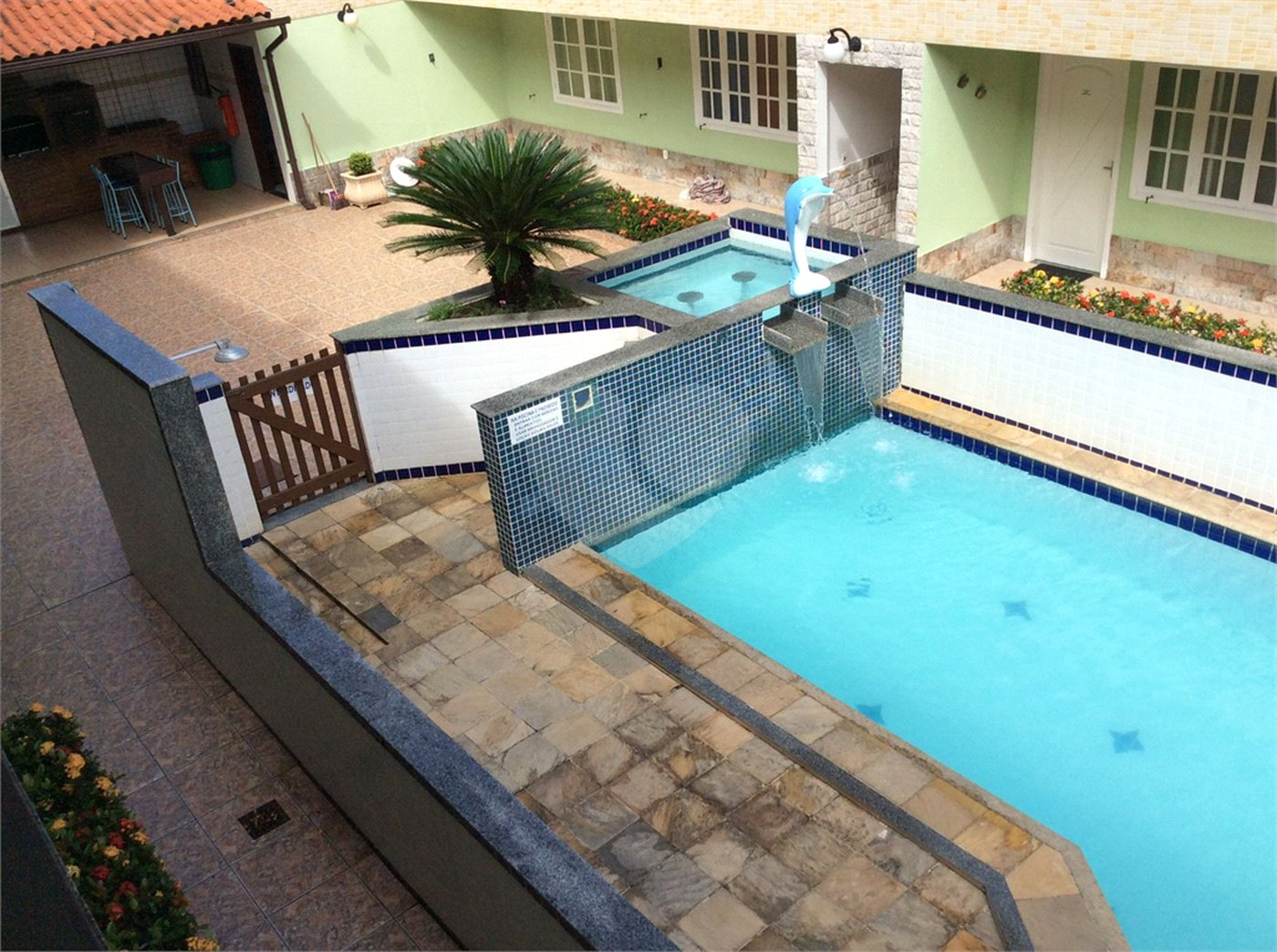 Casa à venda com 4 quartos, sendo 1 suíte, em Ogiva, Cabo Frio, RJ