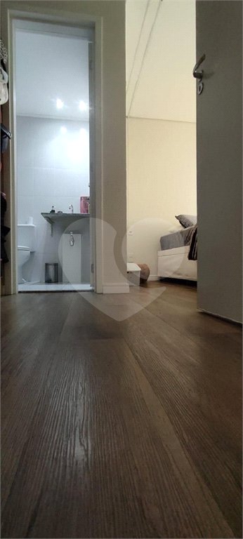 Apartamento à venda com 2 quartos, sendo 1 suíte,  em Jardim Flor da Montanha, Guarulhos, SP