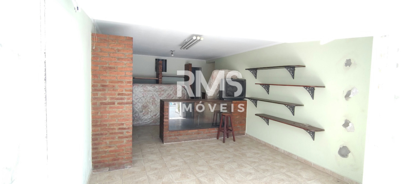 Casa à venda com 4 quartos, sendo 2 suítes,  no Centro, Itu, SP