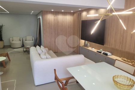 Apartamento à venda com 3 suítes em Vila Santa Catarina, São Paulo, SP
