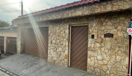 Sobrado à venda com 3 quartos, sendo 1 suíte,  em Loteamento Acrísio de Oliveira Silva, Mogi das Cruzes, SP