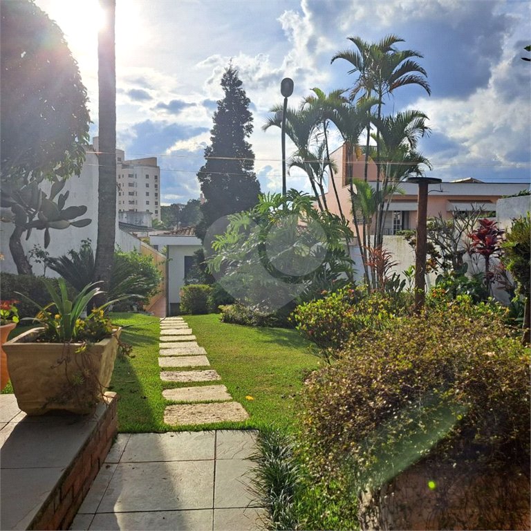 Casa Térrea à venda com 3 quartos, sendo 2 suítes,  em Vila Oliveira, Mogi das Cruzes, SP
