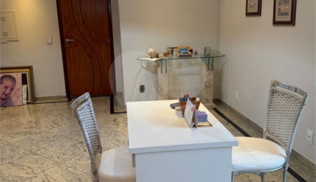 Apartamento à venda com 2 quartos em Despraiado, Cuiabá, MT