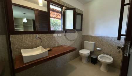 Apartamento à venda com 2 quartos, sendo 1 suíte,  em Praia do Mutá, Porto Seguro, BA