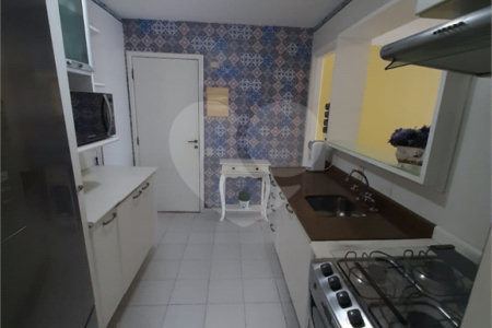 Apartamento à venda com 3 quartos, sendo 1 suíte, em Santo Amaro, São Paulo, SP