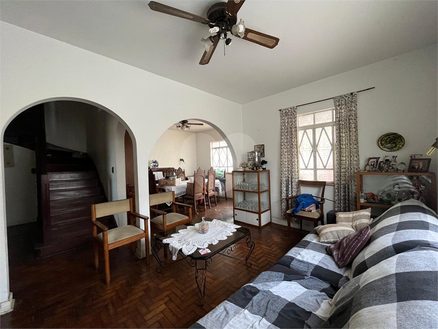 Sobrado à venda com 4 quartos, sendo 2 suítes,  em Vila Mariana, São Paulo, SP