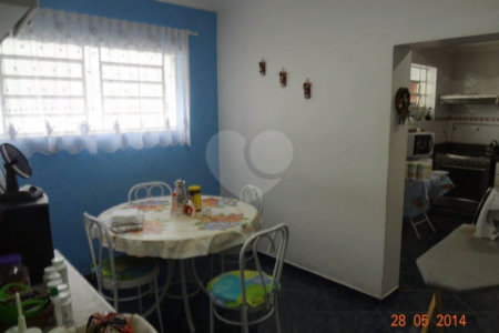 Sobrado à venda com 5 quartos, sendo 1 suíte, em Santana, São Paulo, SP