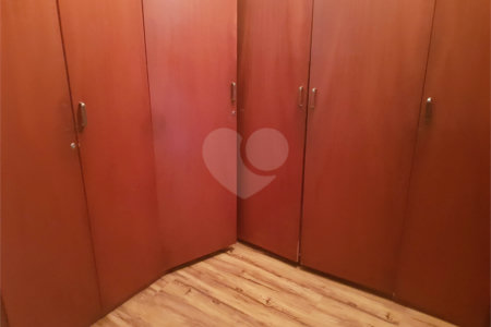 Sobrado à venda com 3 quartos, sendo 1 suíte, em Campo Grande, São Paulo, SP