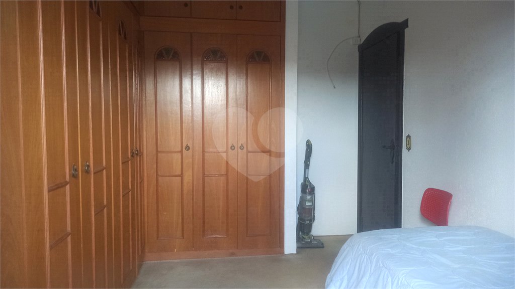 Casa à venda com 4 quartos, sendo 3 suítes, em Jardim Itaperi, Atibaia, SP