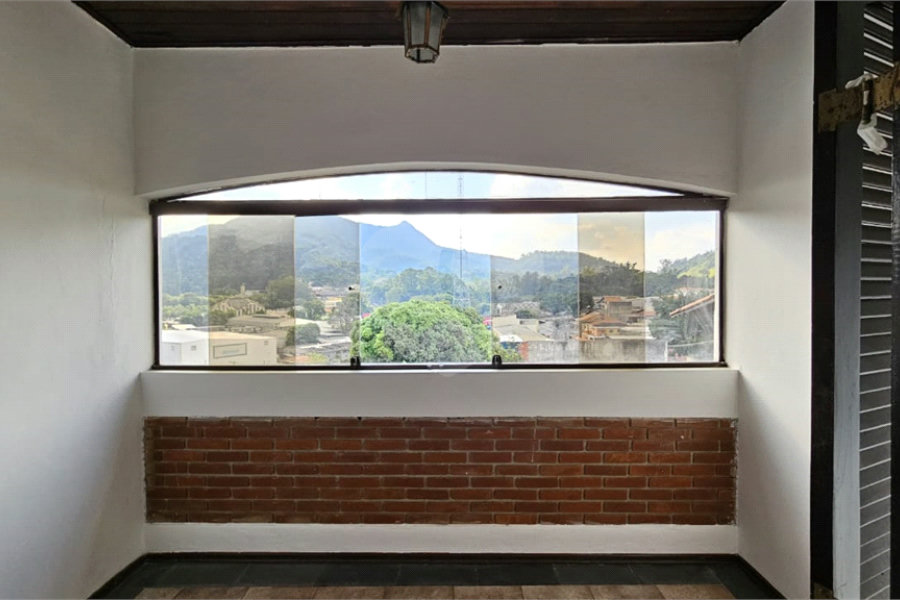 Sobrado à venda com 2 quartos em Vila Clarice, São Paulo, SP