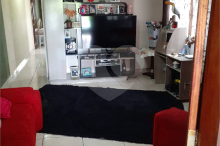 Casa à venda com 2 quartos, sendo 1 suíte, em Jardim América, Poá, SP