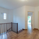 Casa à venda com 4 quartos, sendo 2 suítes, no condomínio Vila das Flores, São Paulo - SP